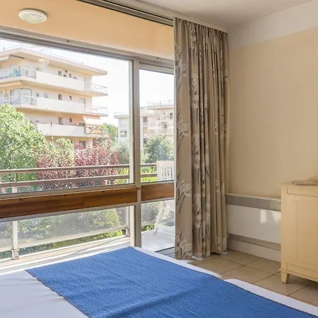 Pierre & Heliotel Marine Aparthotel 4*
